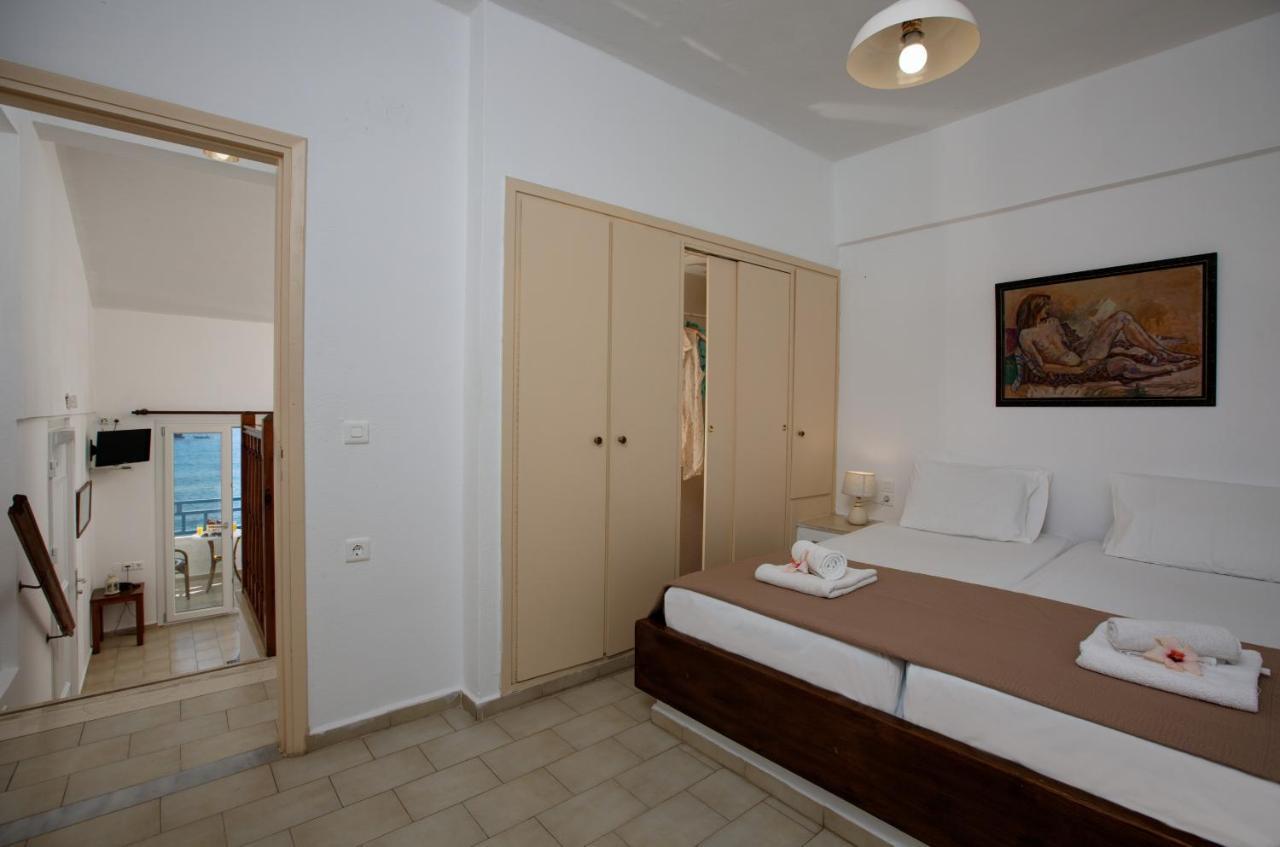 One-Bedroom Apartment Sea View