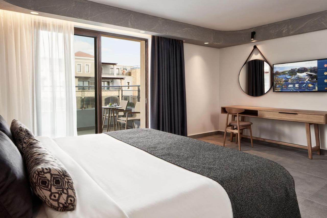 Twin or Double Room Inland View