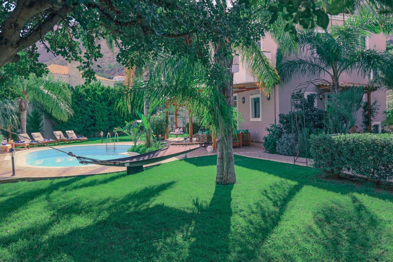 Three-Bedroom Villa Private Pool