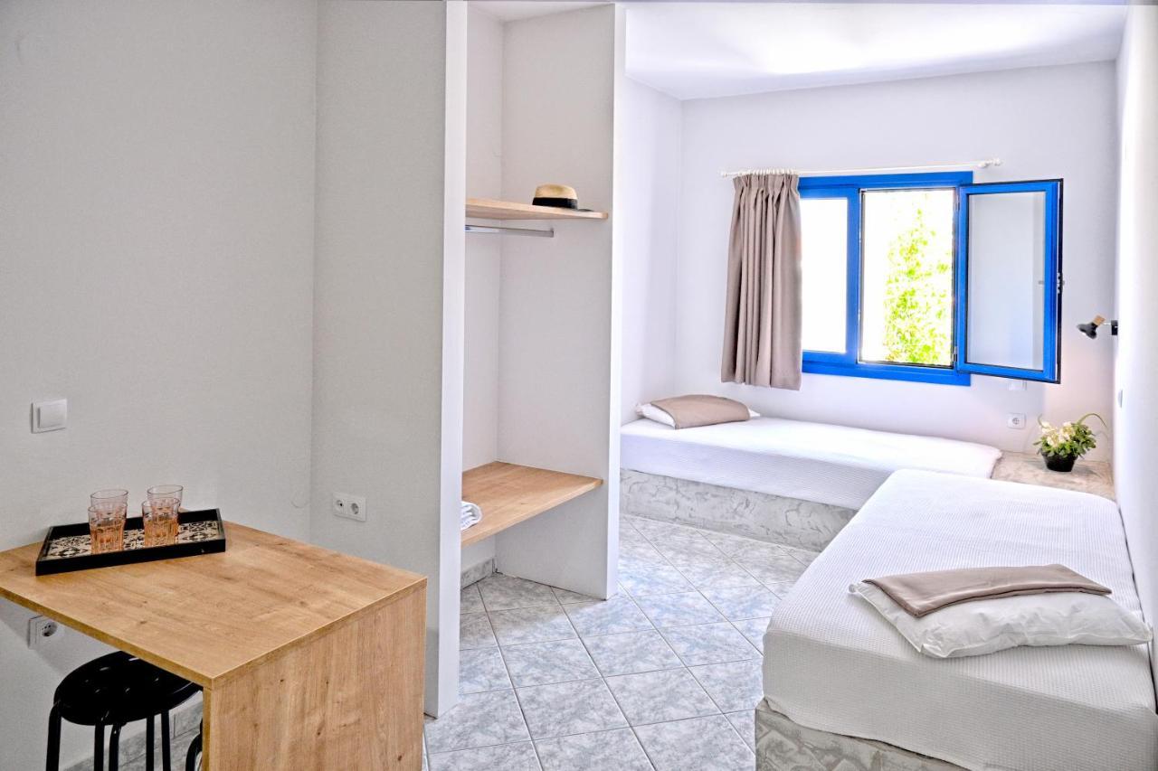 Two-Bedroom Apartment Side Sea View
