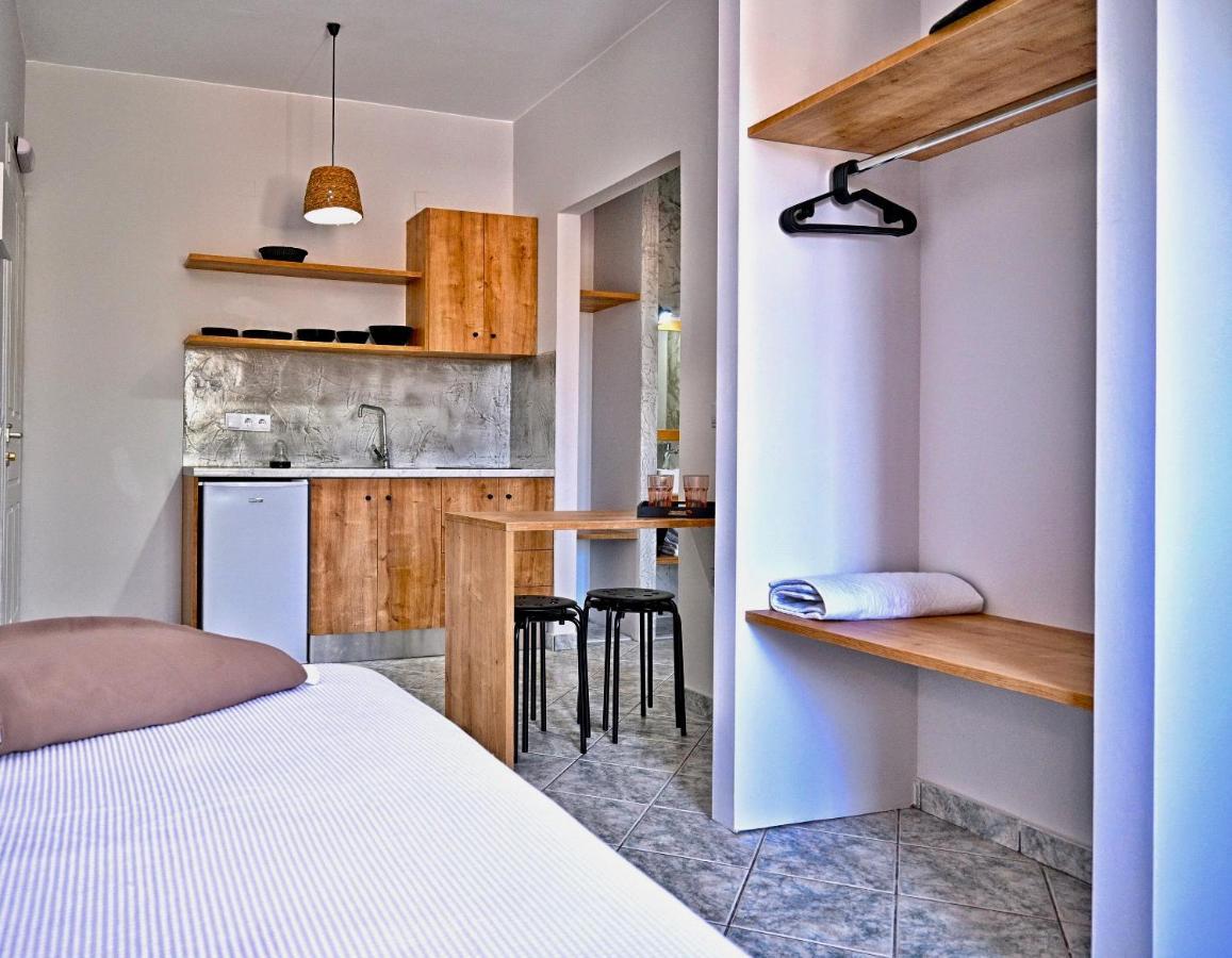 Two-Bedroom Apartment Side Sea View