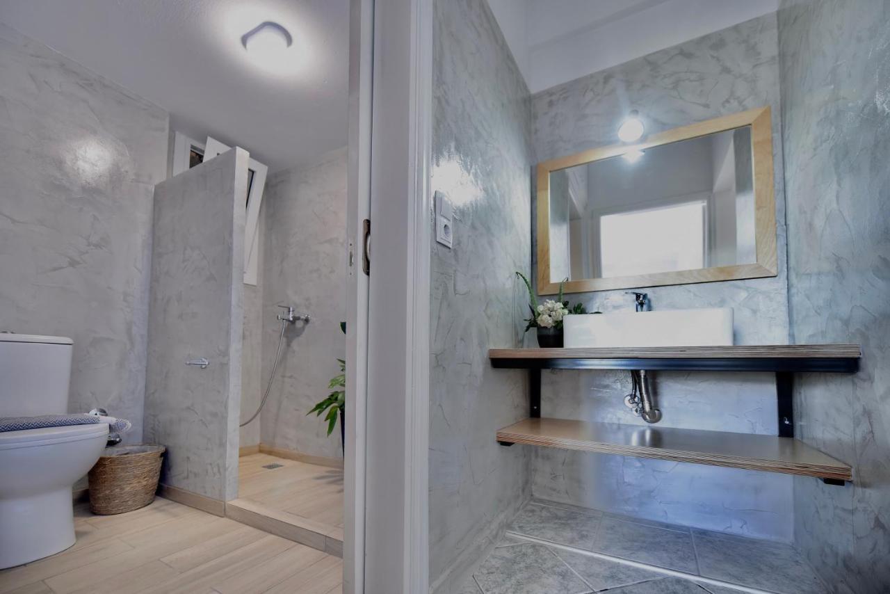 Two-Bedroom Apartment Side Sea View