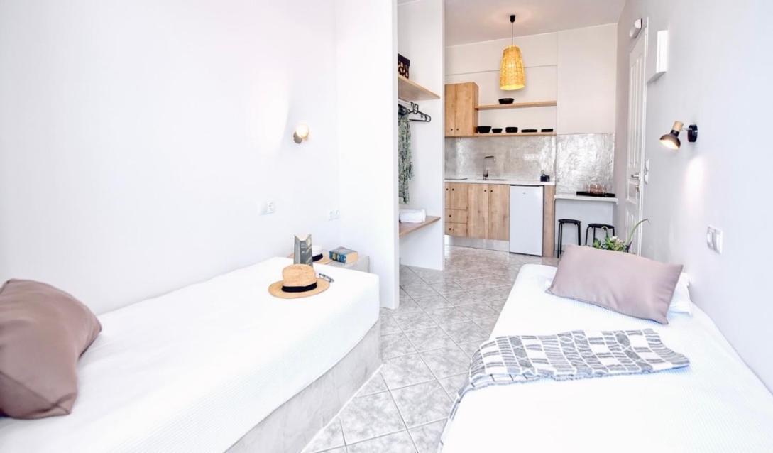 Two-Bedroom Apartment Side Sea View