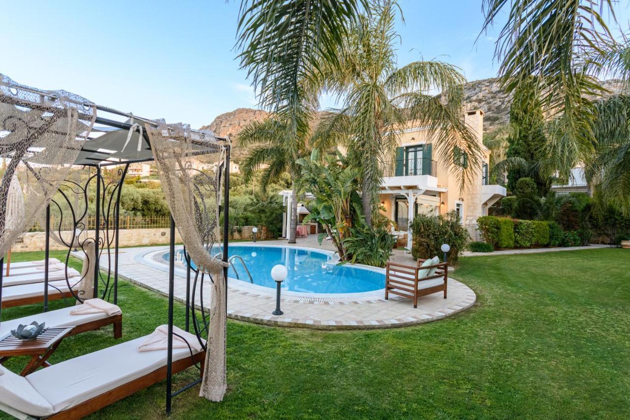 Three-Bedroom Villa Private Pool