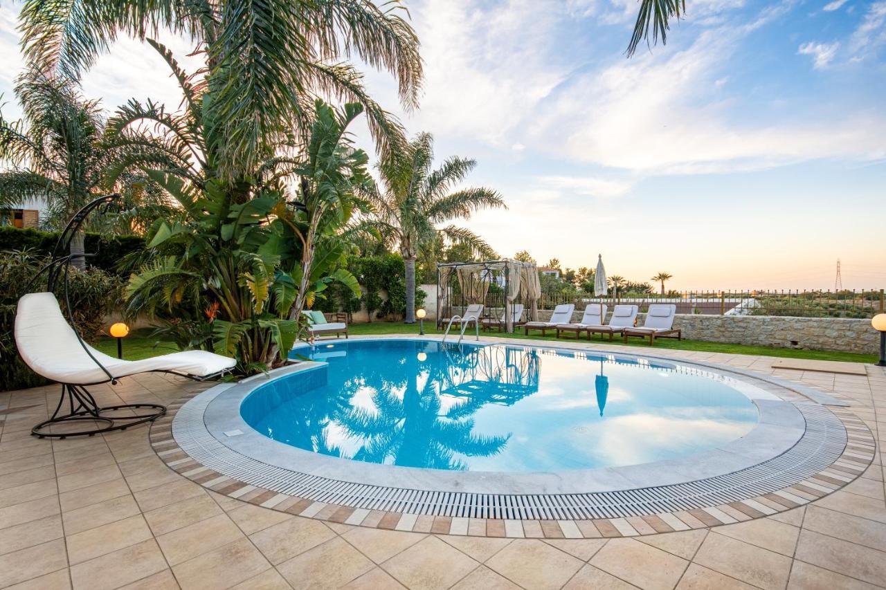 Three-Bedroom Villa Private Pool