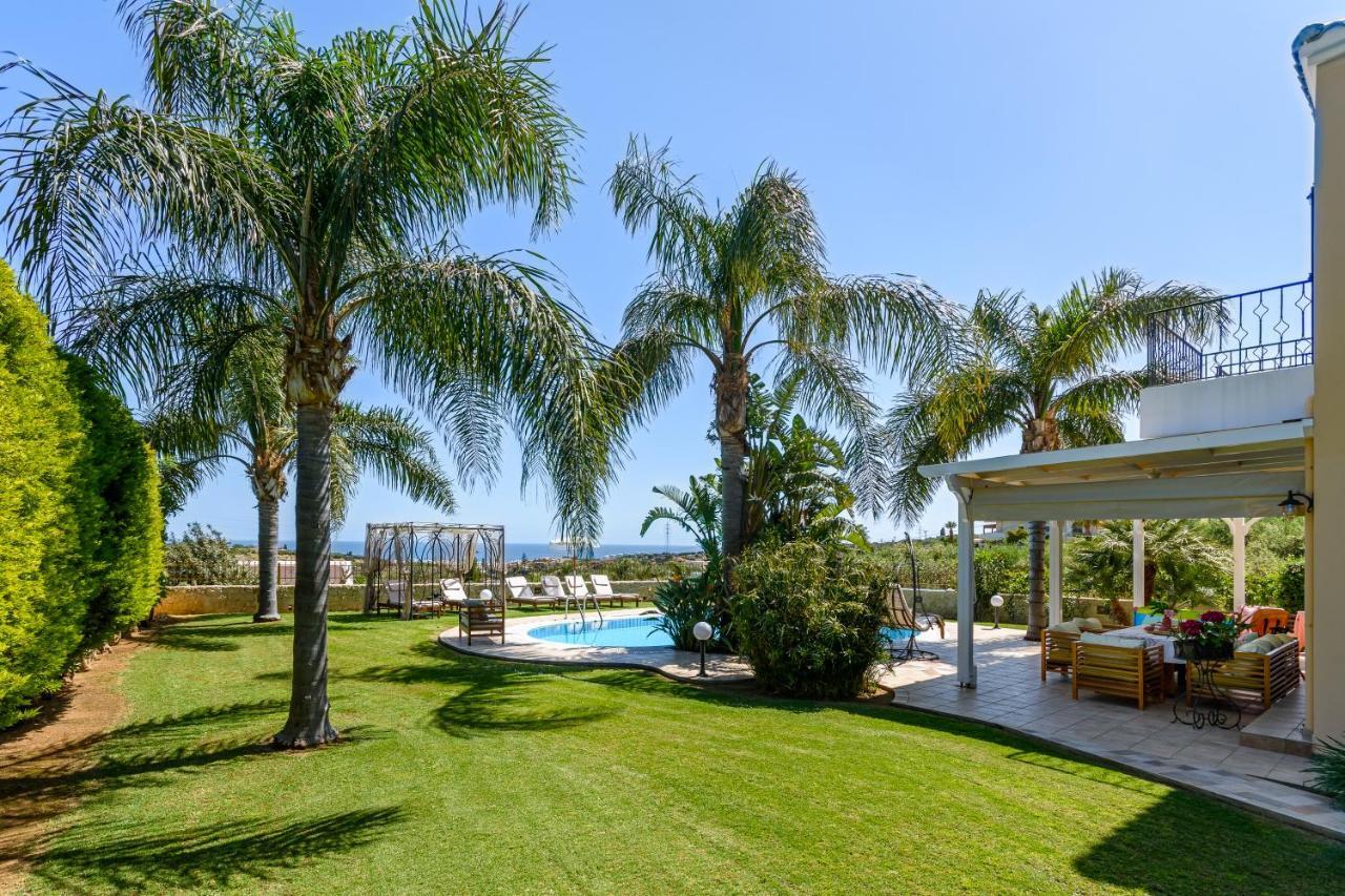 Three-Bedroom Villa Private Pool