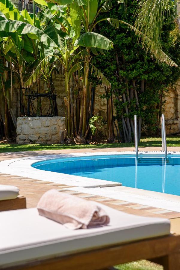 Three-Bedroom Villa Private Pool