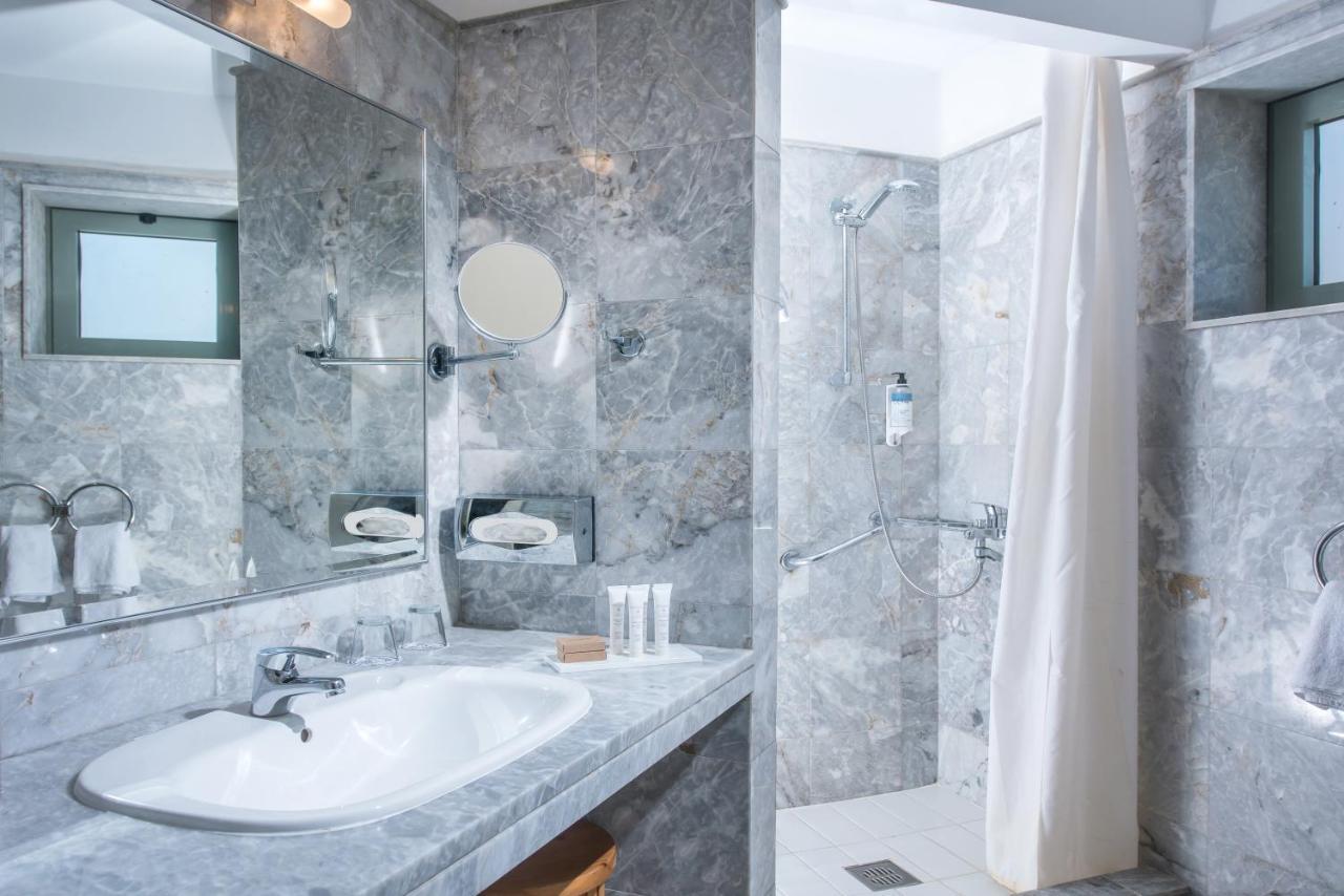 Double Room Garden View or Pool View
