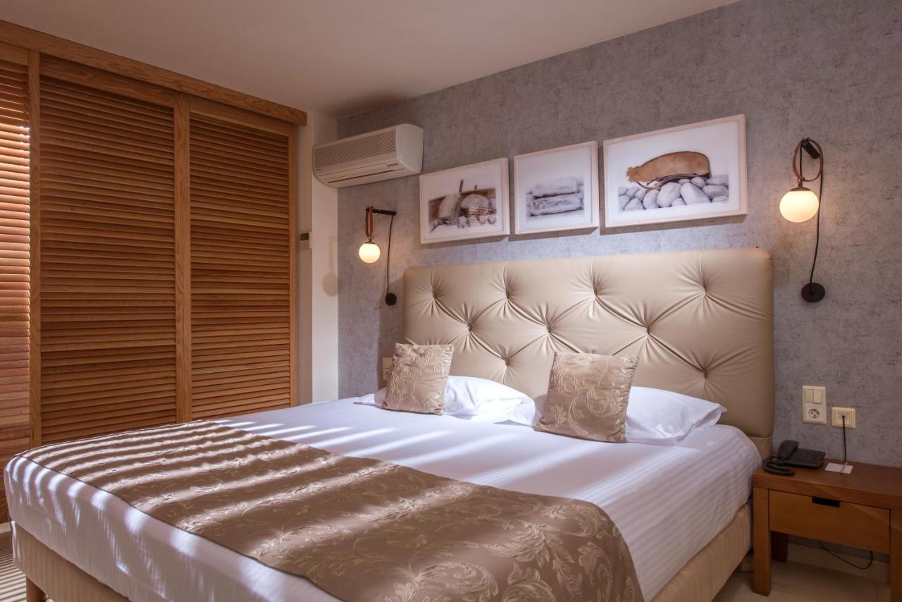 Double Room Garden View or Pool View