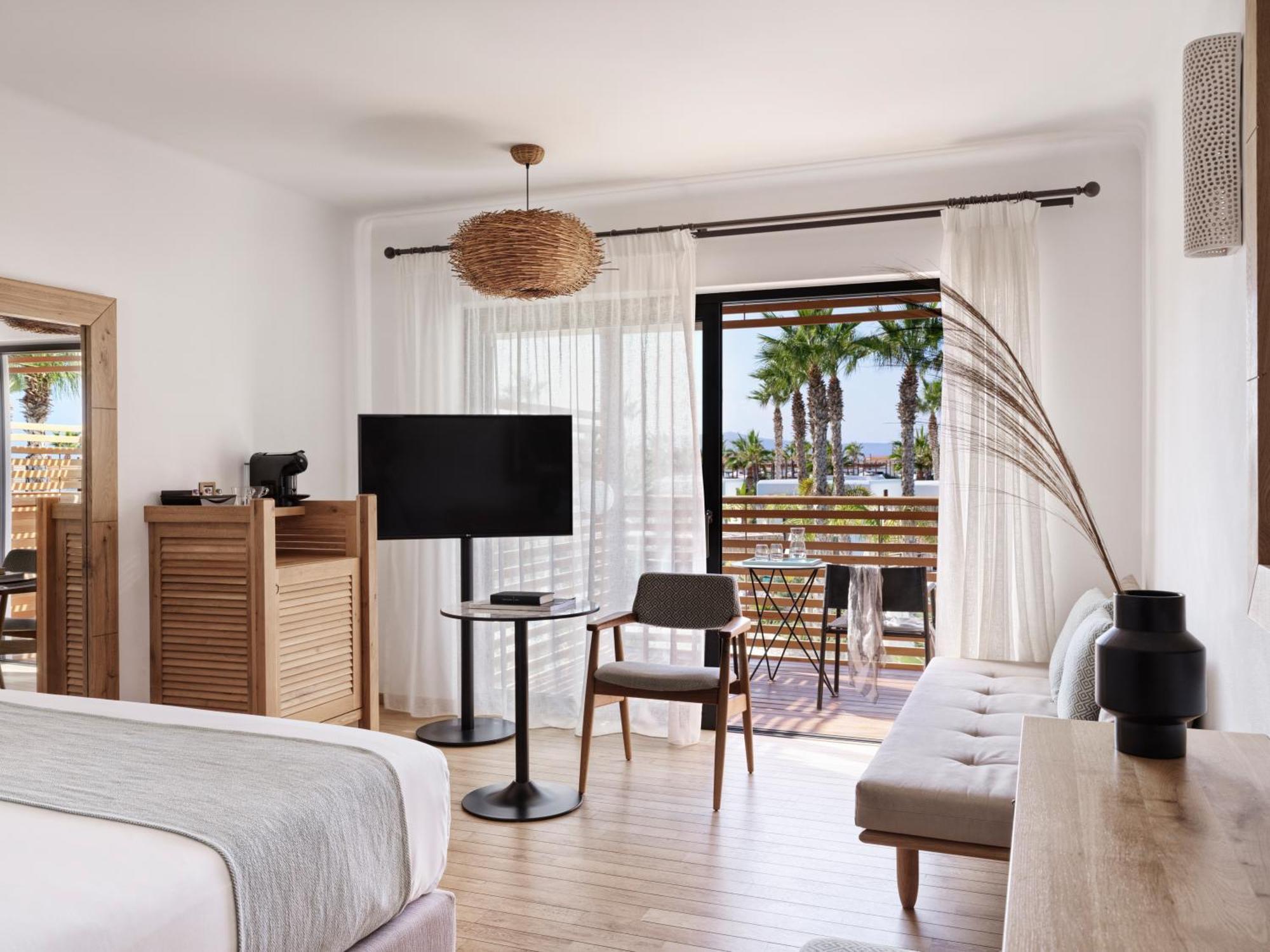 Luxury Double Room Pool View