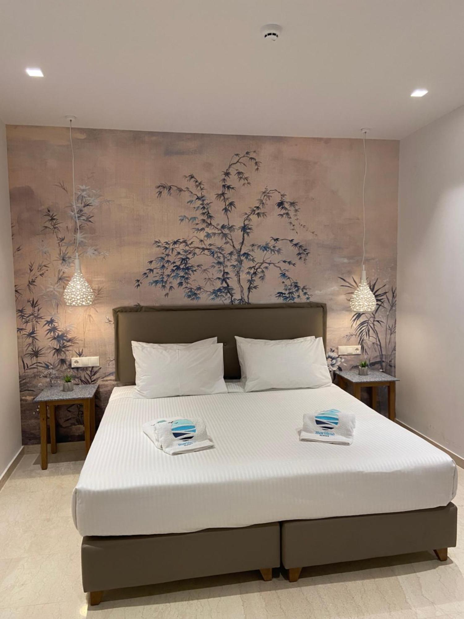 Double or Twin Room Side Sea View