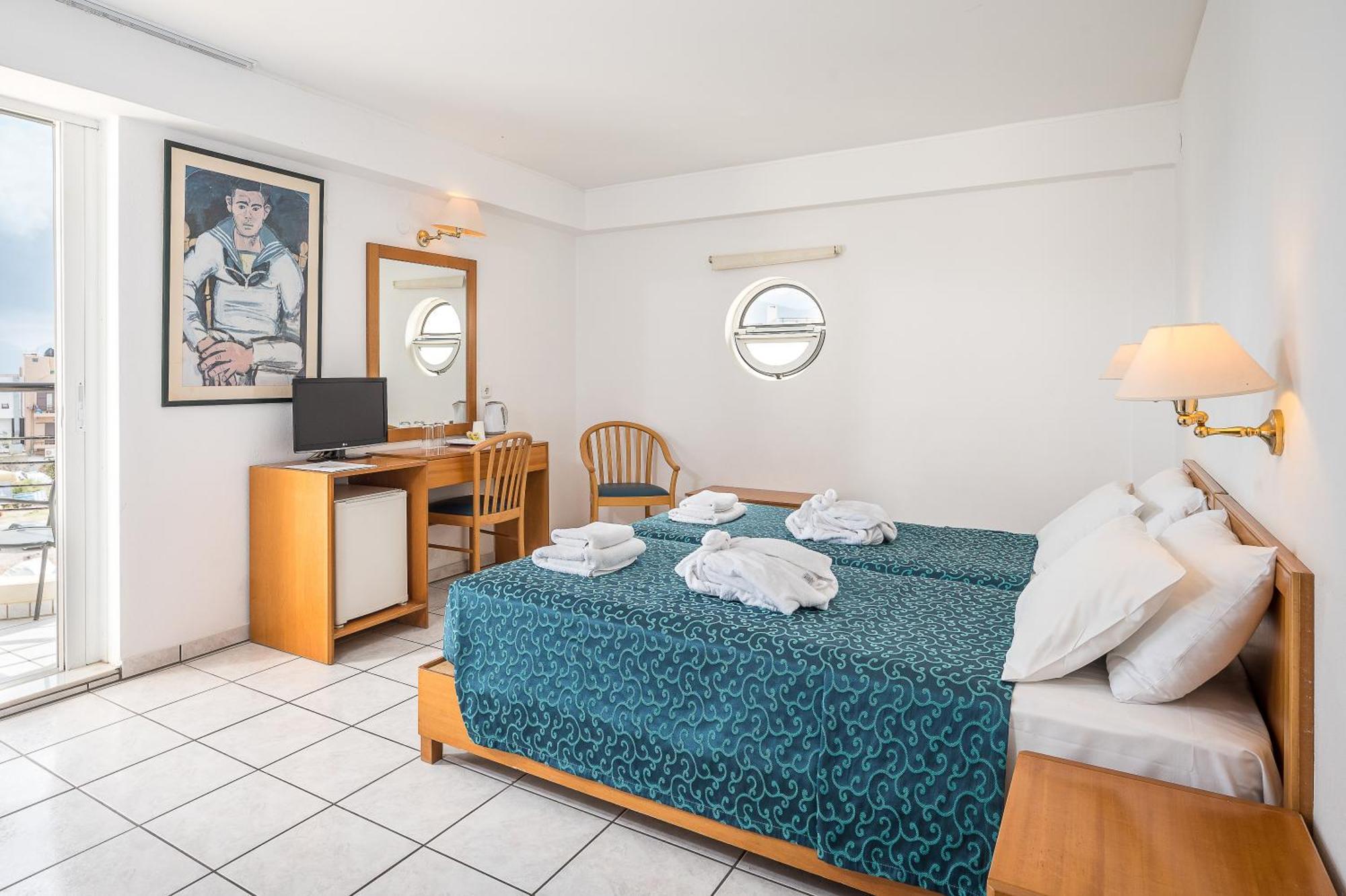 Deluxe Double or Twin Room