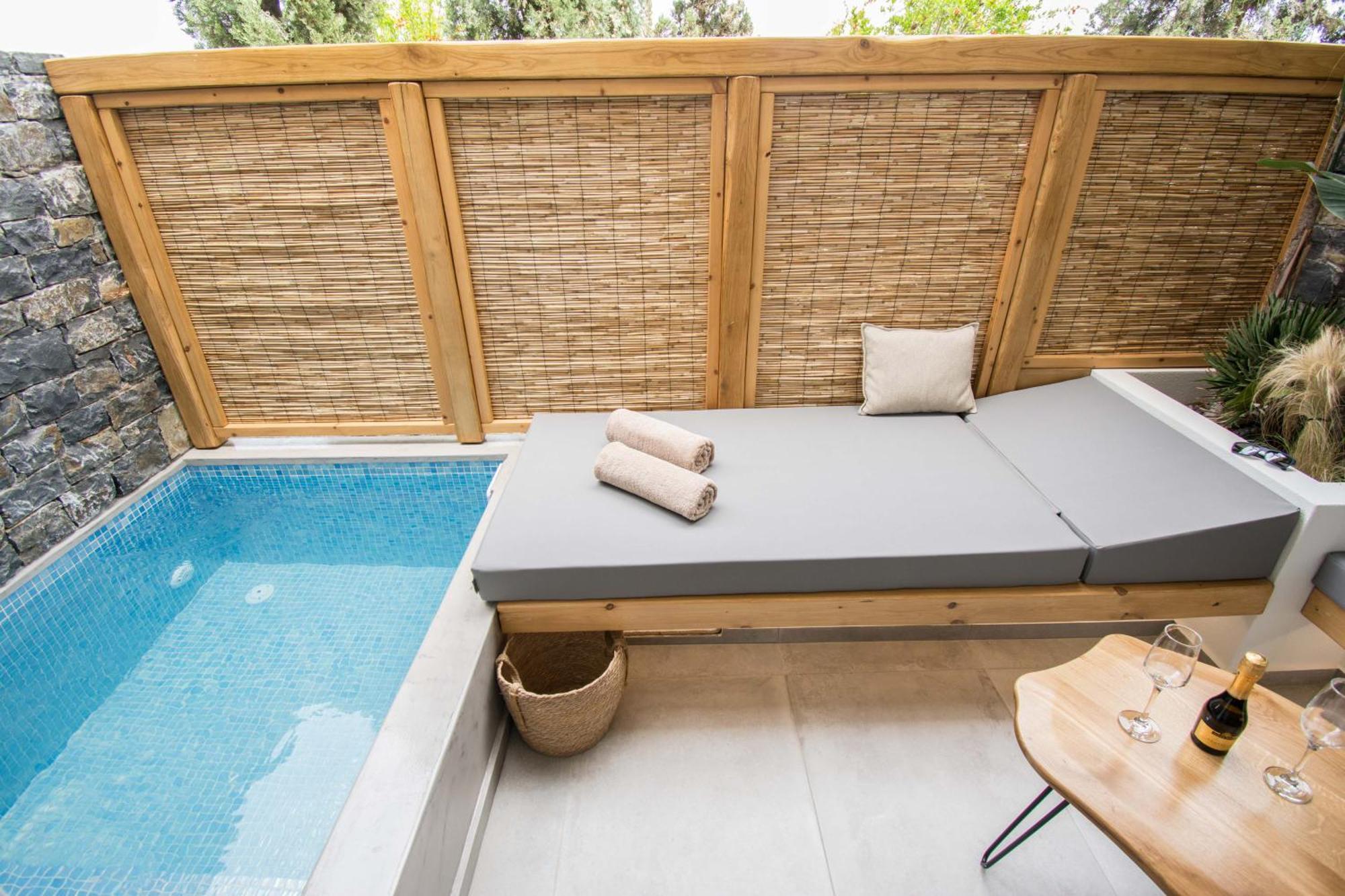 Deluxe Double Ground Floor Jacuzzi