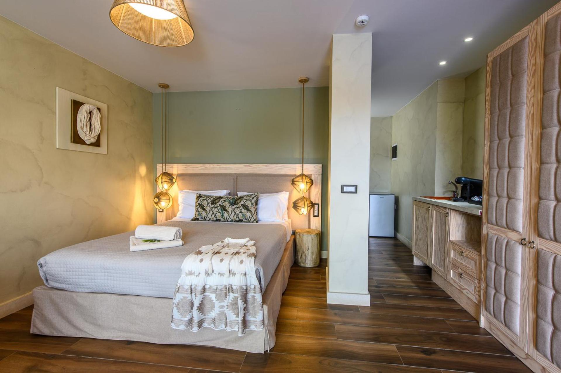 Premium Room Inland View