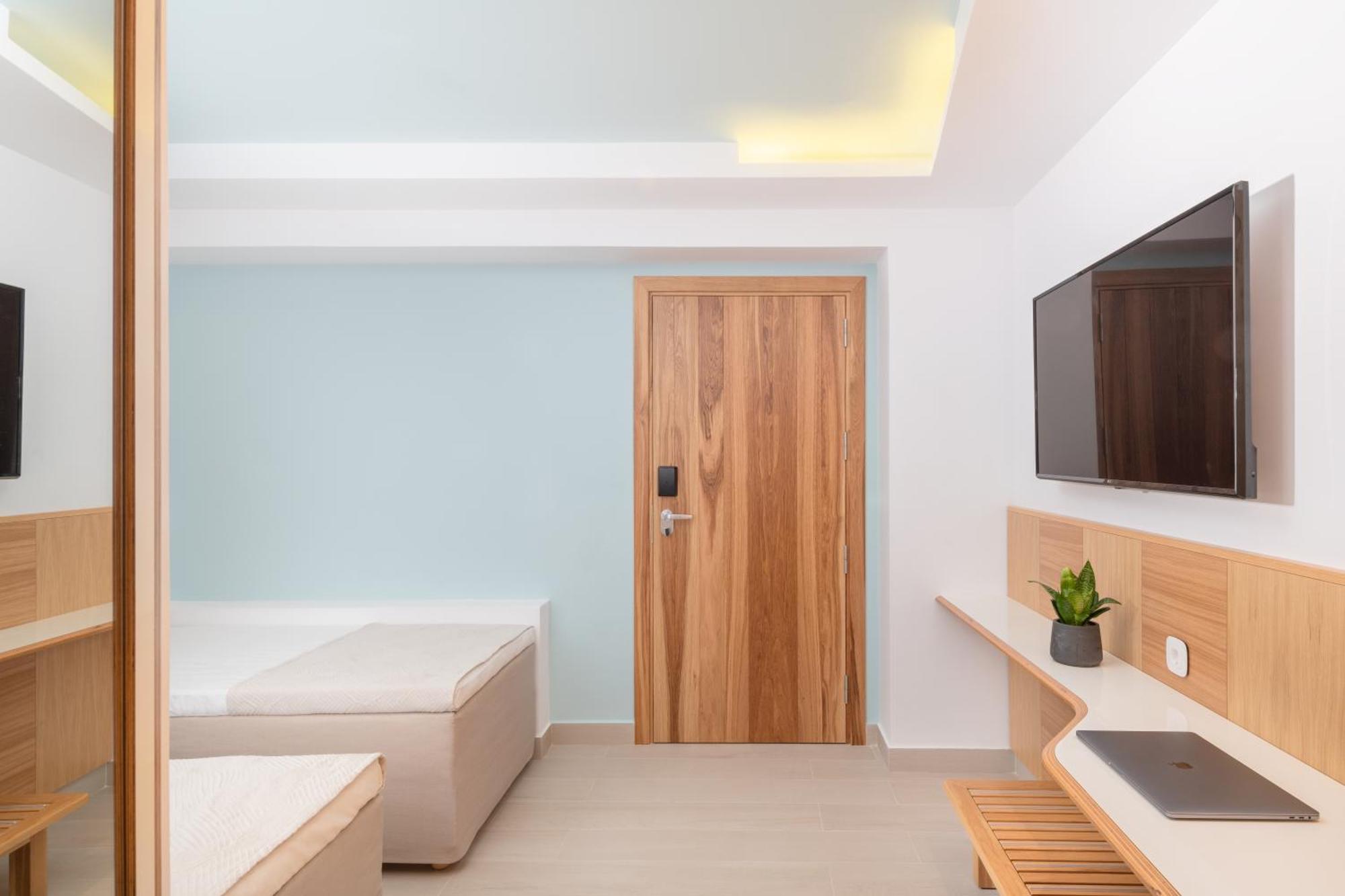 Two Bedroom Family Pool or Sea View,1589688782:JPEG