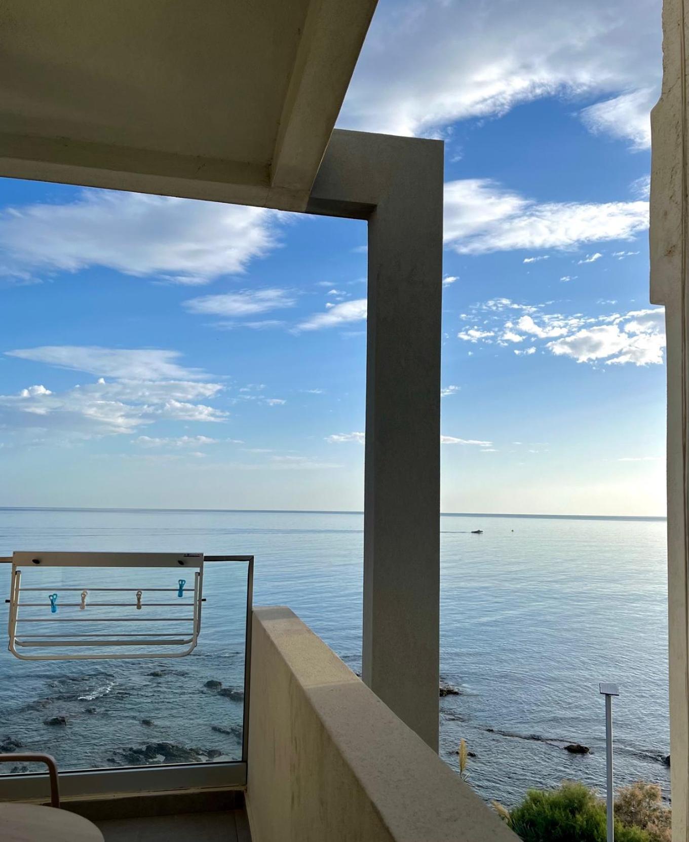Double or Twin Room Side Sea View