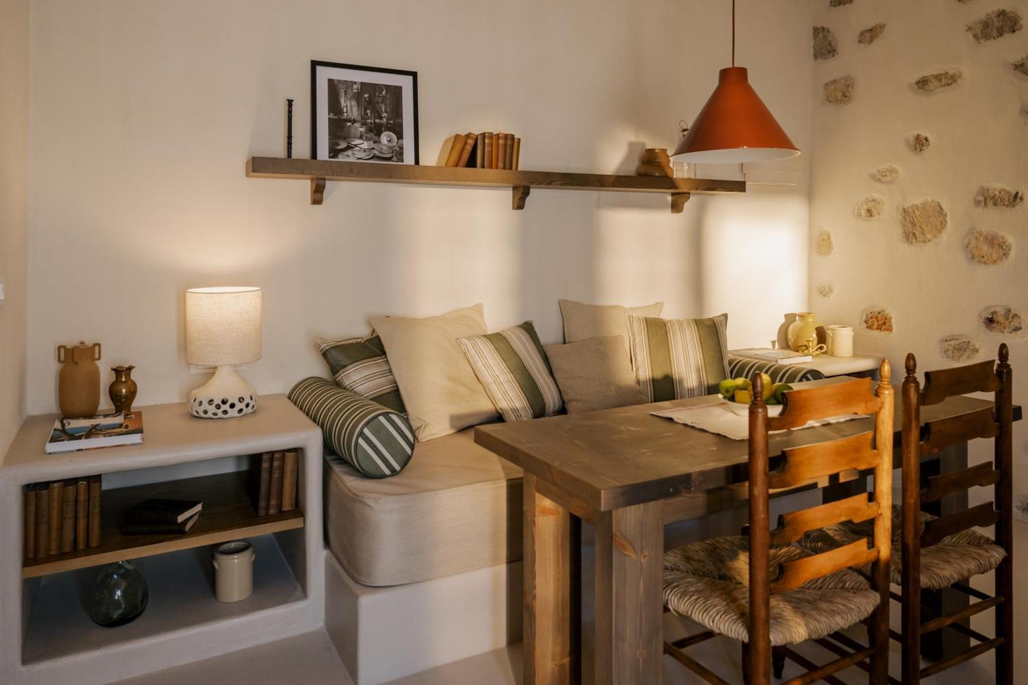 One Bedroom Traditional Apartment