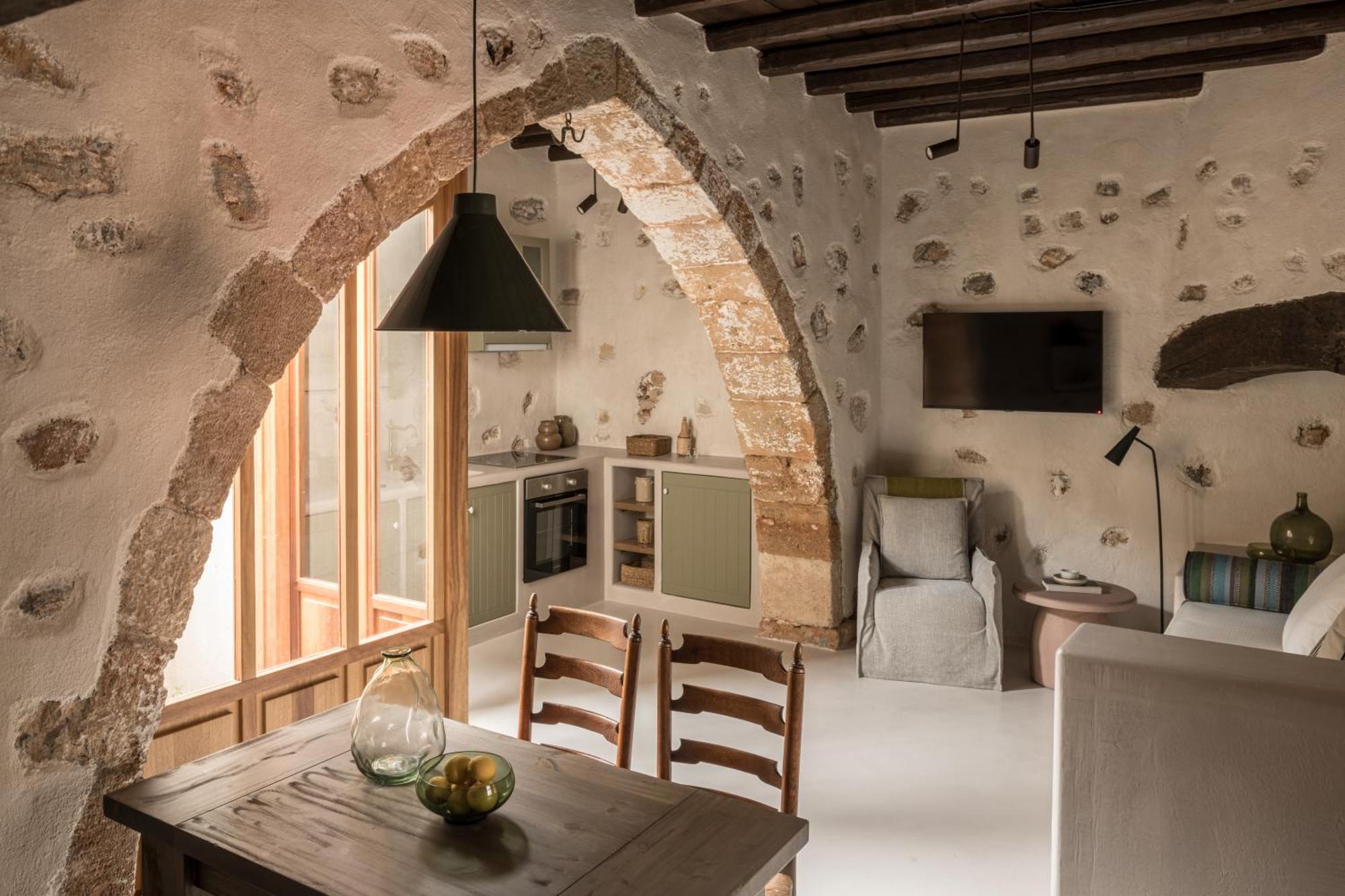 One Bedroom Traditional Apartment