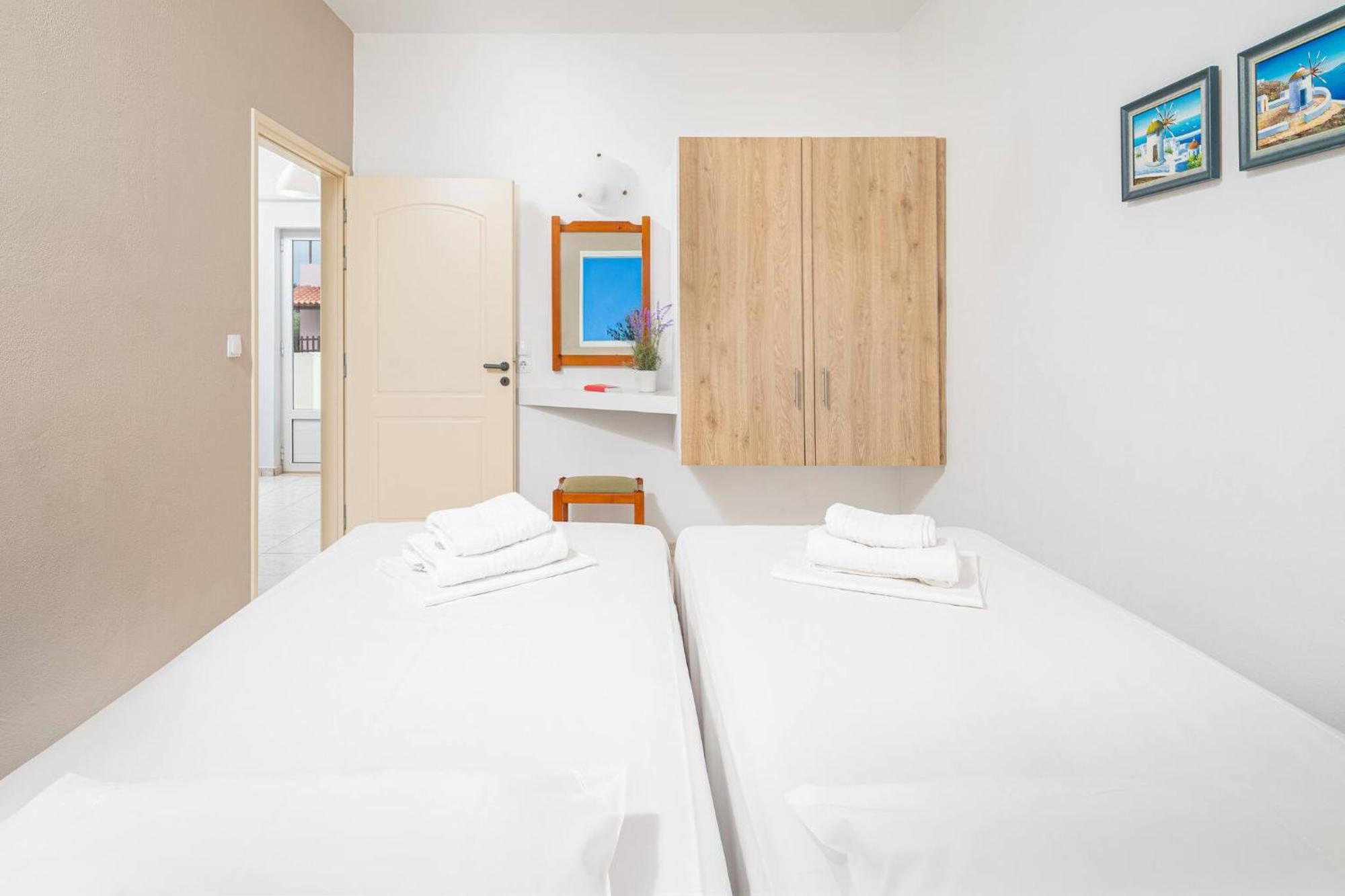 Superior One-Bedroom Apartment