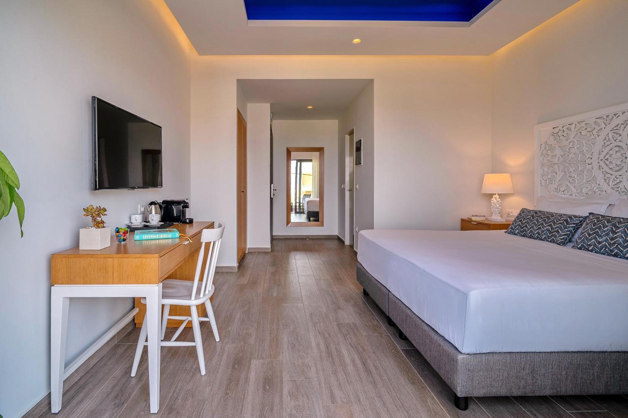 Superior Double or Twin Room Terrace