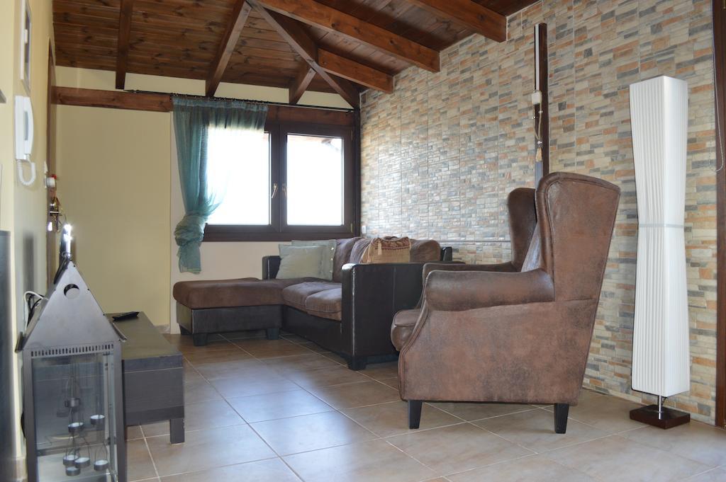 Deluxe One-Bedroom Suite