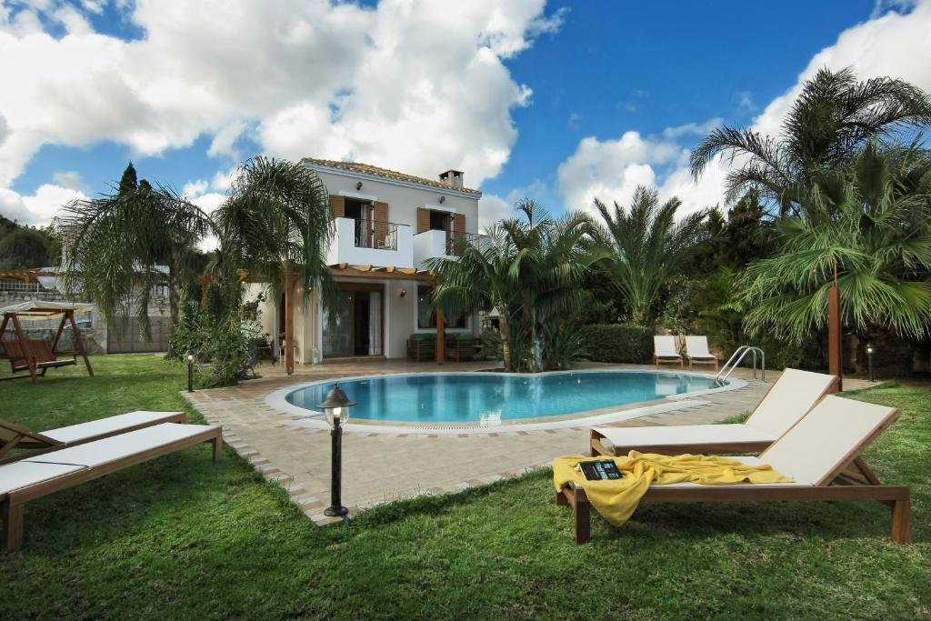 Three-Bedroom Villa Private Pool