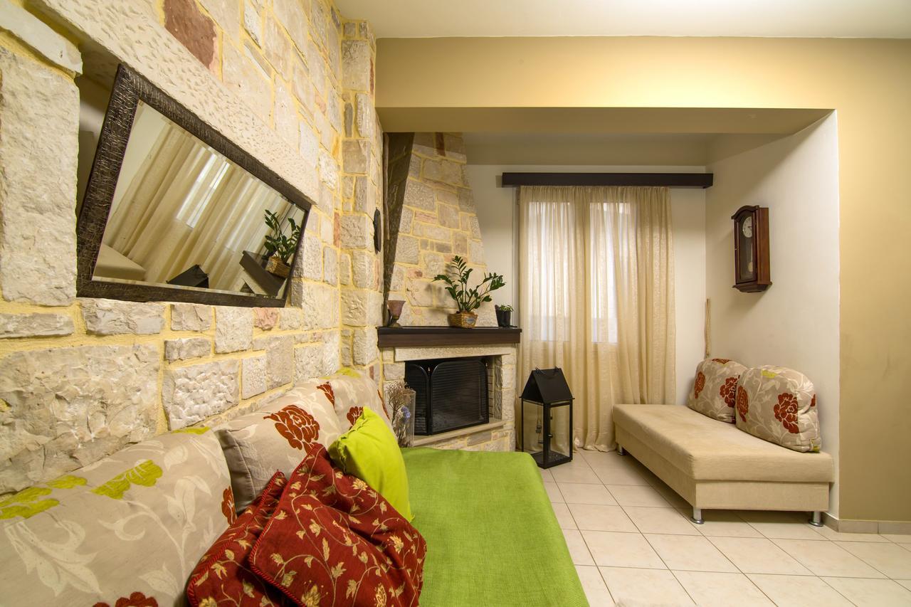 Superior One-Bedroom Apartment