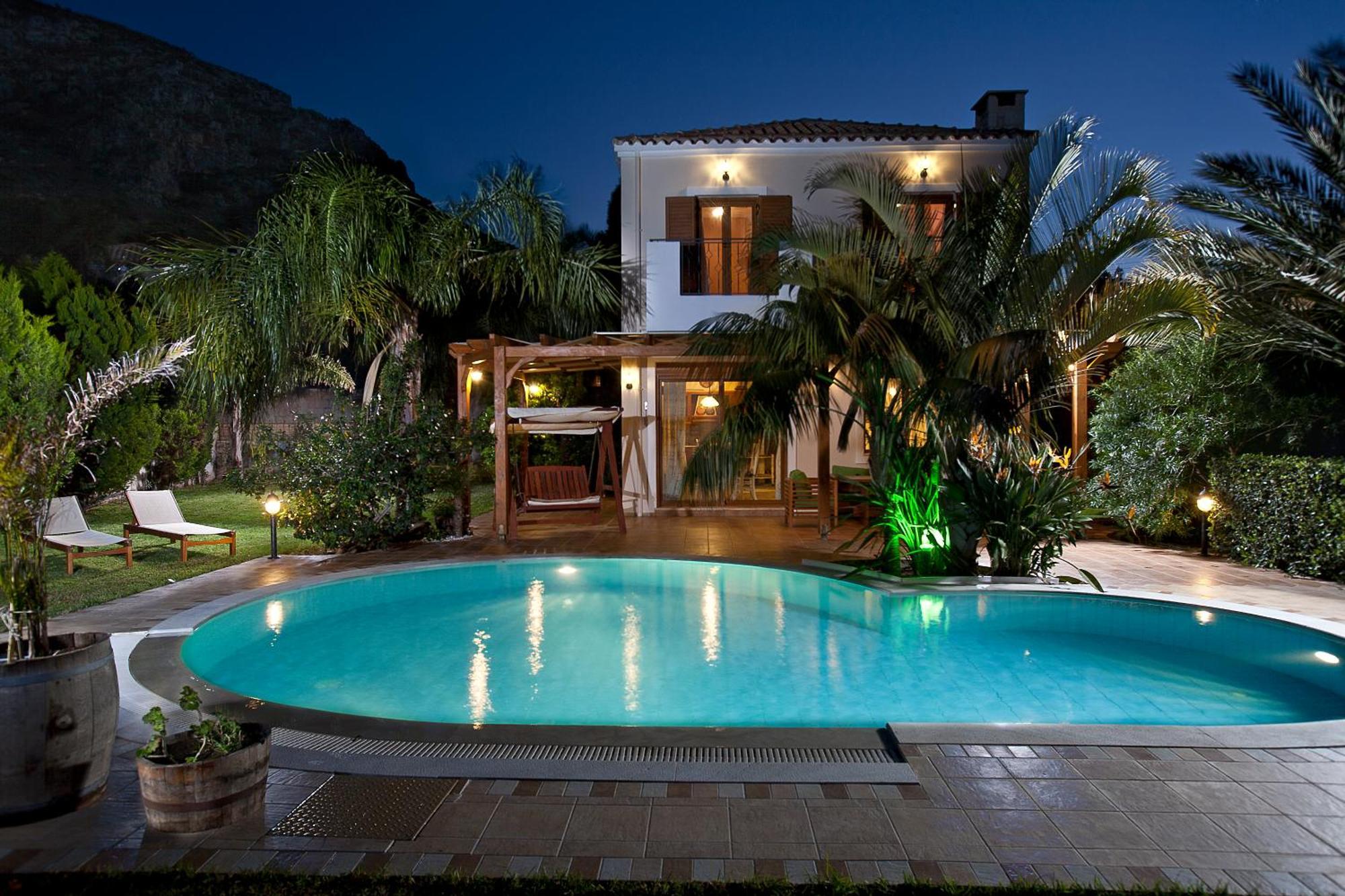 Three-Bedroom Villa Private Pool