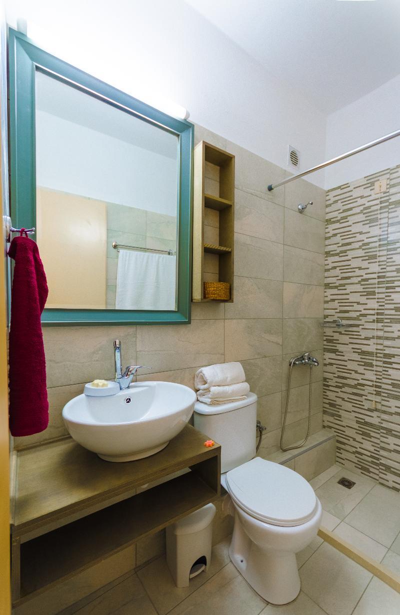 One-Bedroom Apartment City View