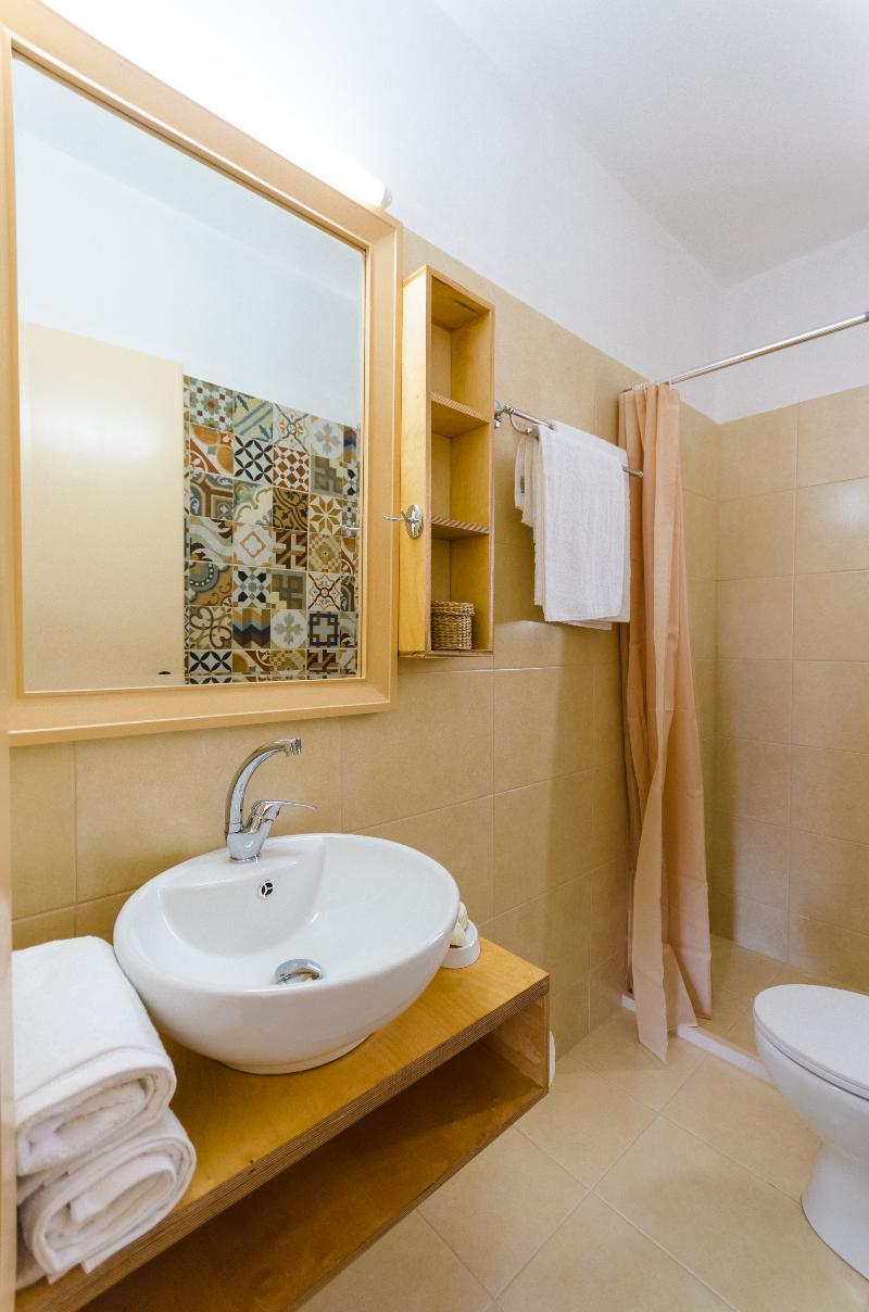 Superior One-Bedroom Apartment Mountain View