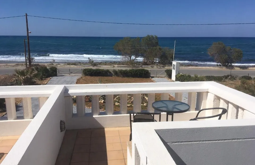 Anissaras Beach Appartement-1