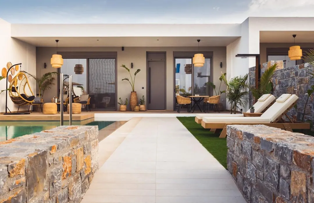 Nagia Luxury Family Villas-1