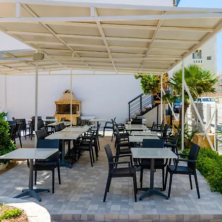 Simple Hotel Hersonissos Blue-2