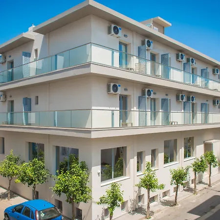 City Green Hotel (Adults Only)-3