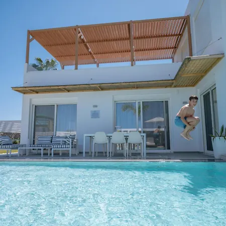 Sardines Luxury Villas-3