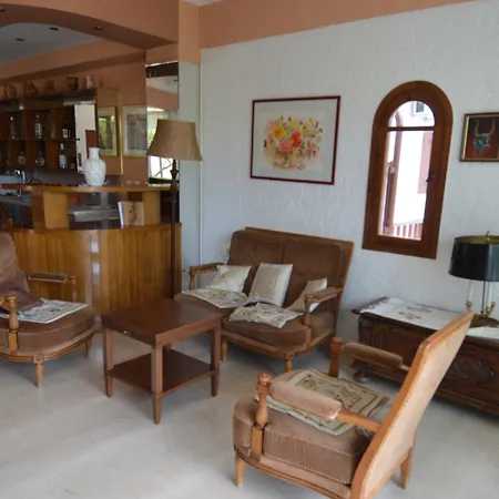 Krits Hotel-2