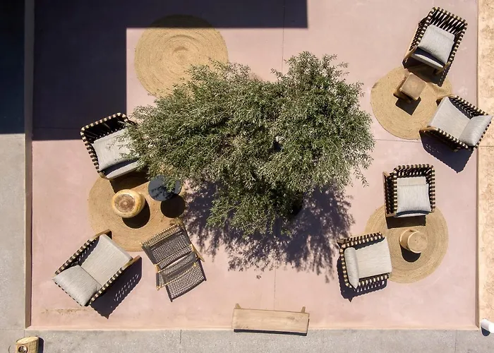 The Nest Resort Χερσόνησος, Ελλάδα