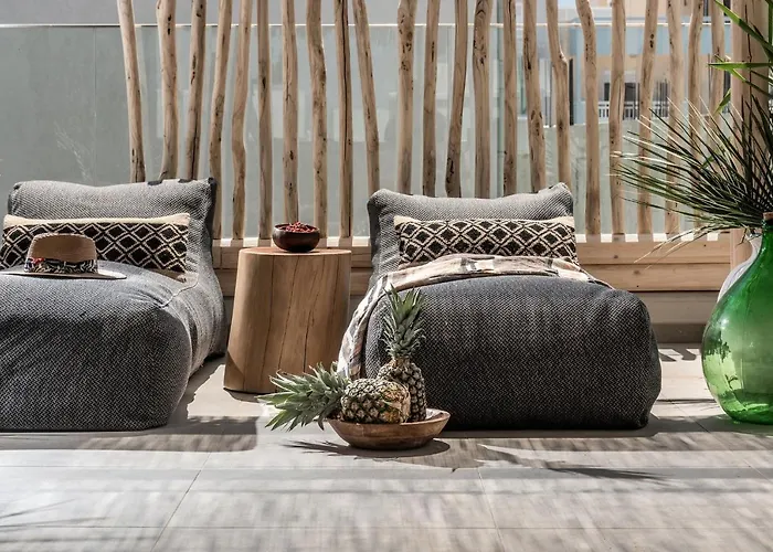Khroma Luxury Suite 2 Beach Front Apartment Chersonissos, Griekenland