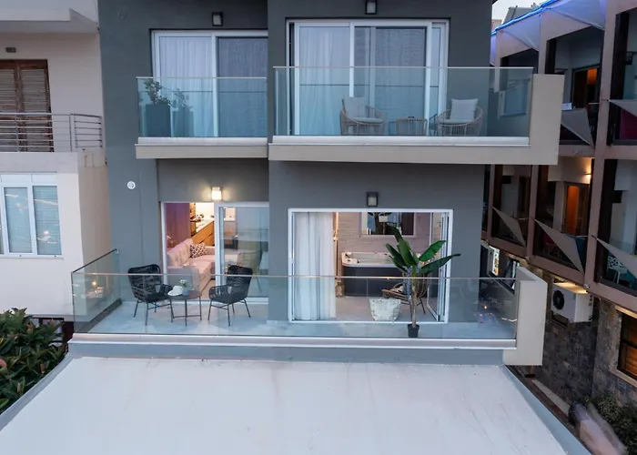 Hersonissos Beach Front Suites