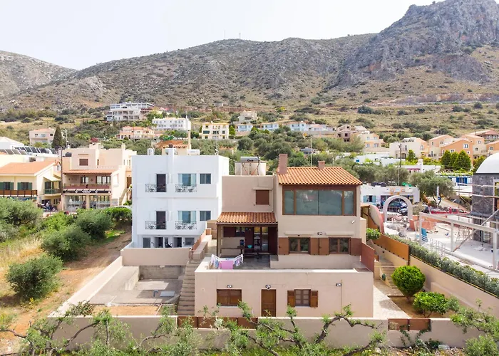 Athinais Suites