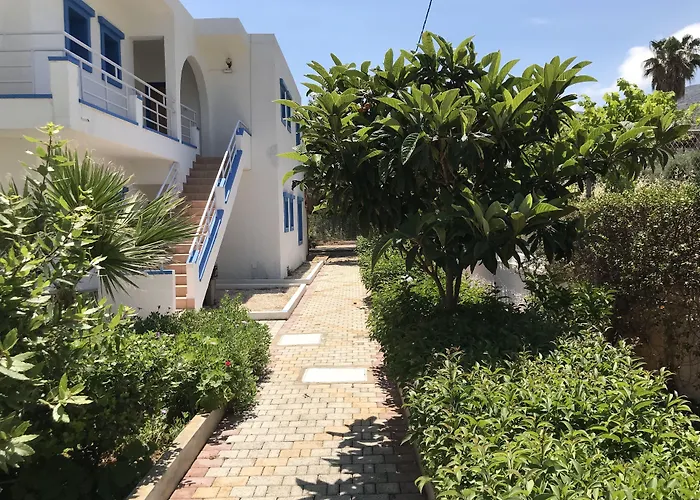 Amazones Villas Apartments