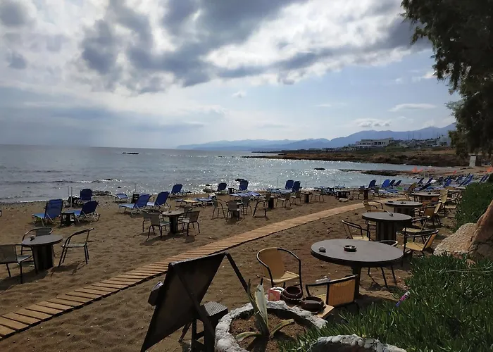 Iliostasi Beach Apartments