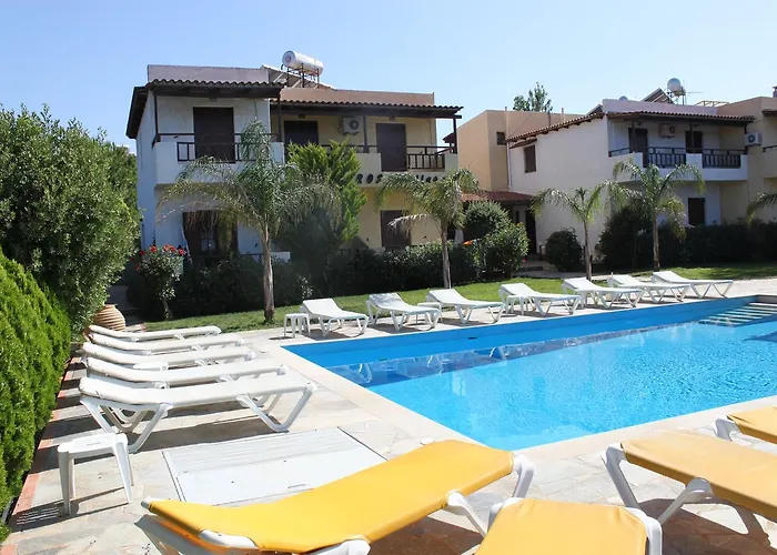 Petros Village