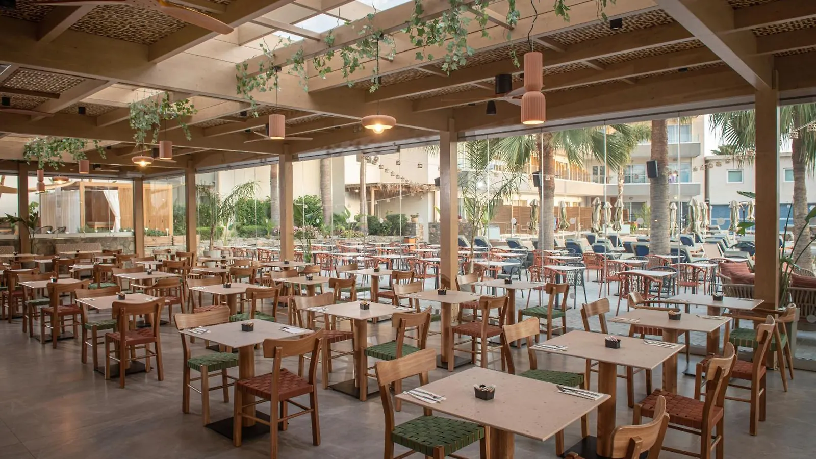Hotel a Hersonissos — Hersonissos, Grecia