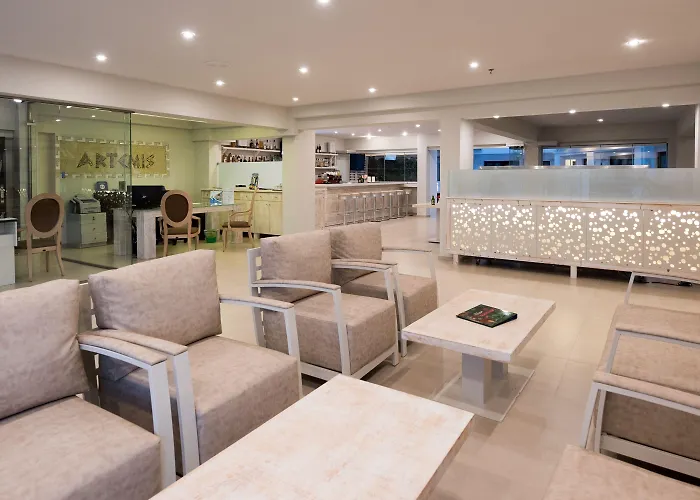 Artemis Hotel Apartments