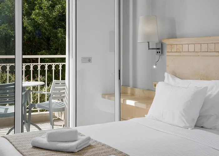 Glaros Beach Hotel